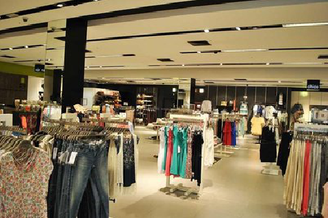 蓝田商场里的店面怎么装修？